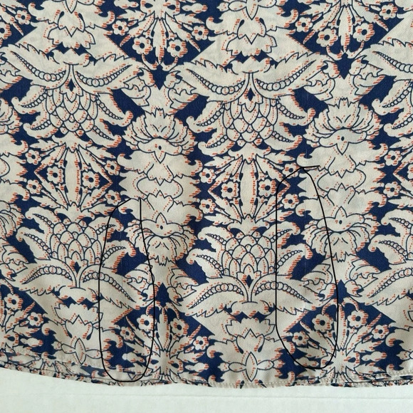 CAbi Women's Cream Blue Damask Flutter Short Sleeve Blouse Small #3074 - Picture 14 of 14